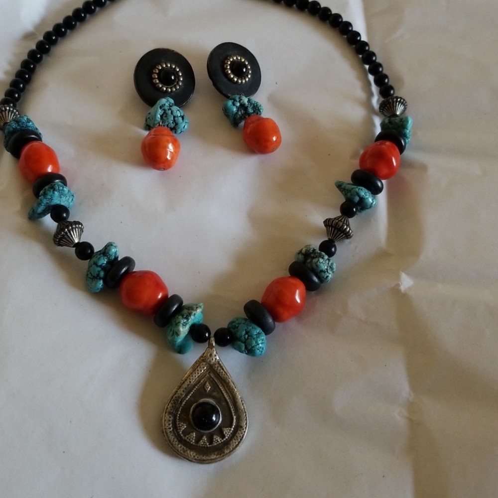 Necklace & Earrings